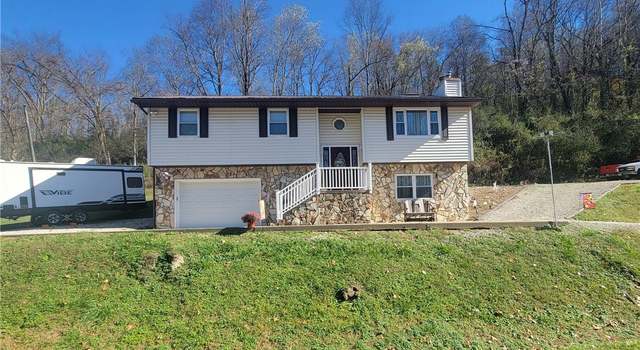 Photo of 81 Doctor Steele Farm Rd, West Hamlin, WV 25571