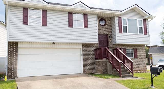 Photo of 197 Berry Hills Dr, Winfield, WV 25213
