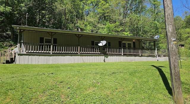 Photo of 10 Herman Dr, Point Pleasant, WV 25550