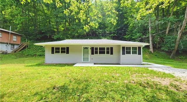 Photo of 5878 Ashford Nellis Rd, Ashford, WV 25009