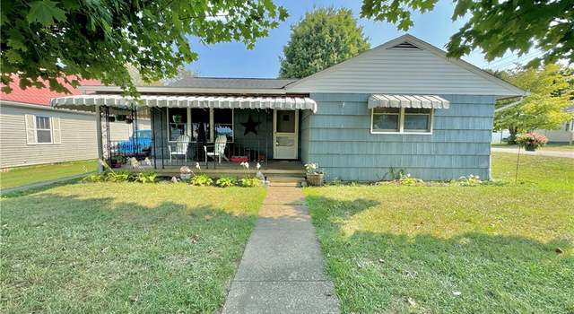 Photo of 199 Maple St, Mason, WV 25260