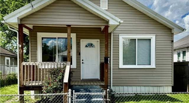 Photo of 475 58th St SE, Charleston, WV 25304