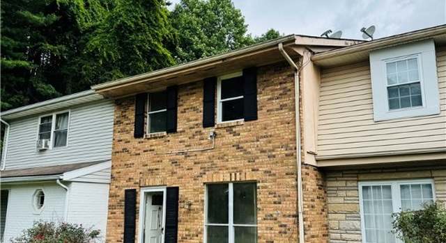 Photo of 6718 Valley Brook Dr, Charleston, WV 25312