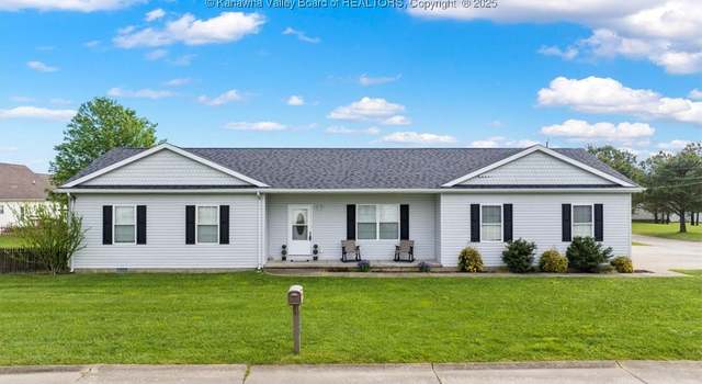 Photo of 164 Clubhouse Dr, Evans, WV 25241