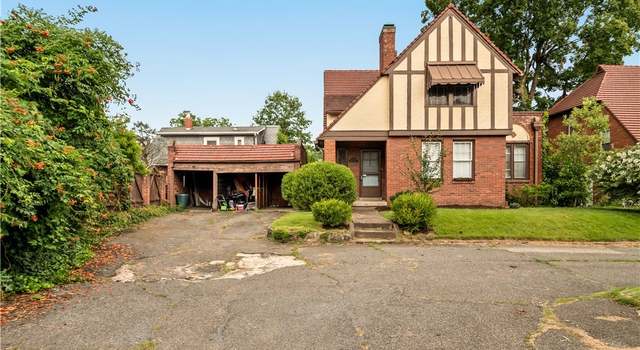 Photo of 5 Manor Pl, Charleston, WV 25311