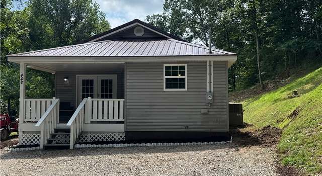 Photo of 444 Allens Fork Rd, Charleston, WV 25320