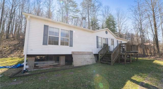 Photo of 2221 Chestnut St, South Charleston, WV 25309