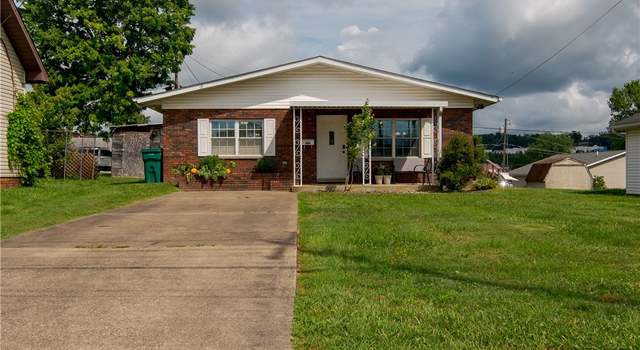Photo of 2920 Virginia Ave, Hurricane, WV 25526