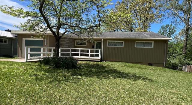 Photo of 1125 Emerald Rd, Charleston, WV 25314
