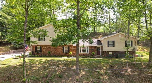 Photo of 2610 Roselane Drive Dr, Charleston, WV 25302