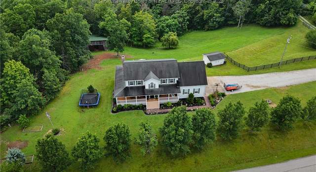 Photo of 715 Deerfield Dr, Winfield, WV 25213
