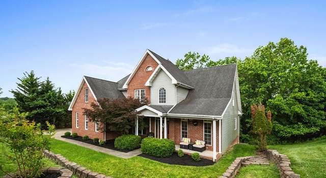 Photo of 16 Pinnacle Dr, Charleston, WV 25311