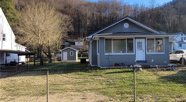 Photo of 2526 W 2nd Ave, East Bank, WV 25015