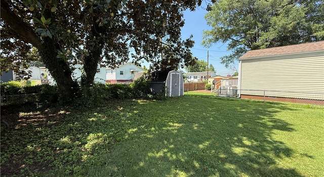 Photo of 2113 Harrison Ave, St Albans, WV 25177