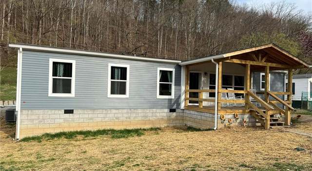 Photo of 72 Sheridan Rd, Branchland, WV 25506