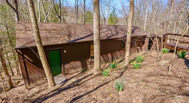 Photo of 907 Geary Rd, Charleston, WV 25303