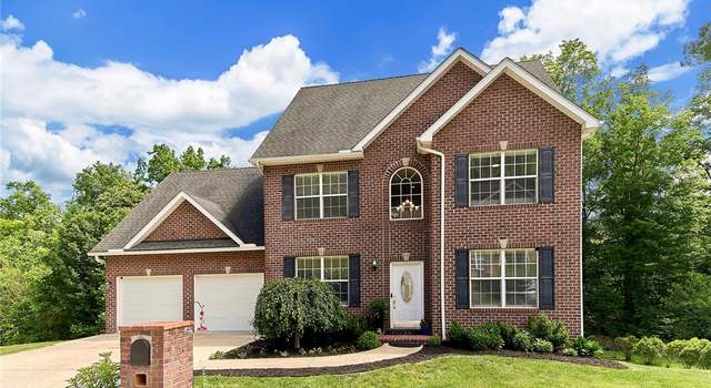 Photo of 105 Yorktowne Pl, South Charleston, WV 25309