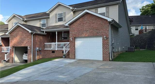 Photo of 19 Moonlight Dr, Elkview, WV 25071