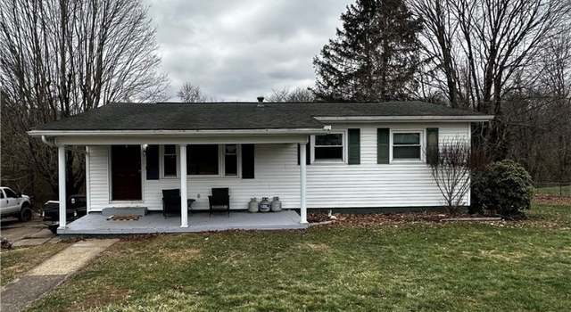 Photo of 233 Prospect Dr, Cottageville, WV 25239