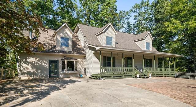 Photo of 1414 Ponderosa Trl, Saint Albans, WV 25177