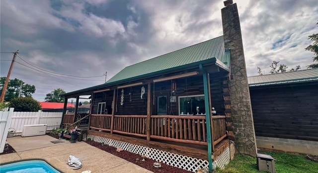Photo of 16 River Drive Dr, Elkview, WV 25071