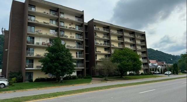 Photo of 2106 Kanawha Blvd E #225, Charleston, WV 25311