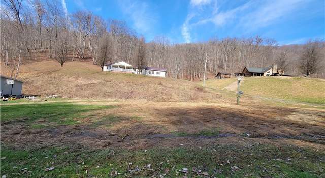 Photo of 677 Bentley Branch Rd, Chapmanville, WV 25508