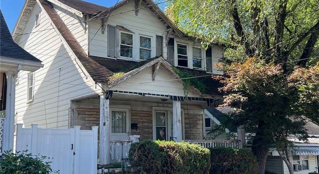 Photo of 912 Thompson St, Charleston, WV 25311