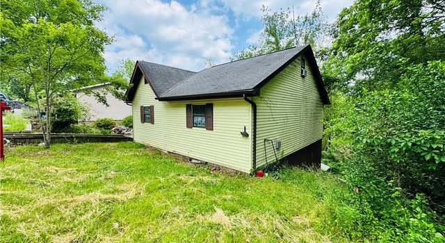 Photo of 210 Ferndale Dr, Charleston, WV 25302