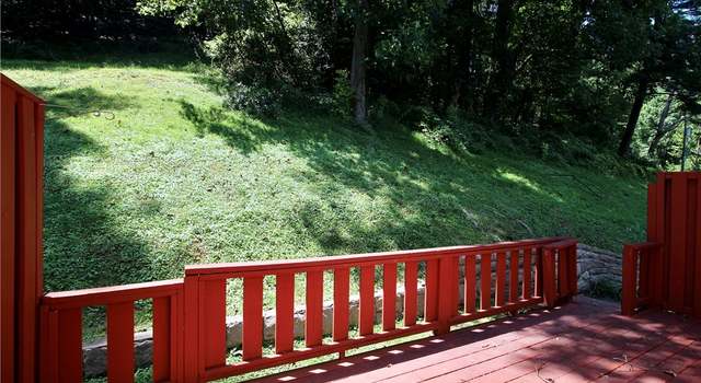 Photo of 1808 Roundhill Rd, Charleston, WV 25314