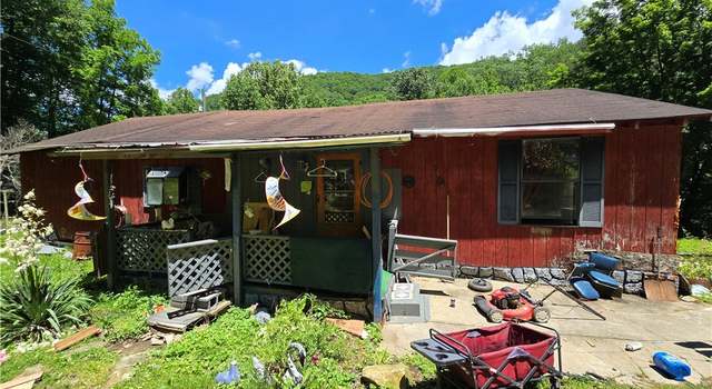 Photo of 168 Bryantville Rd, Harts, WV 25524