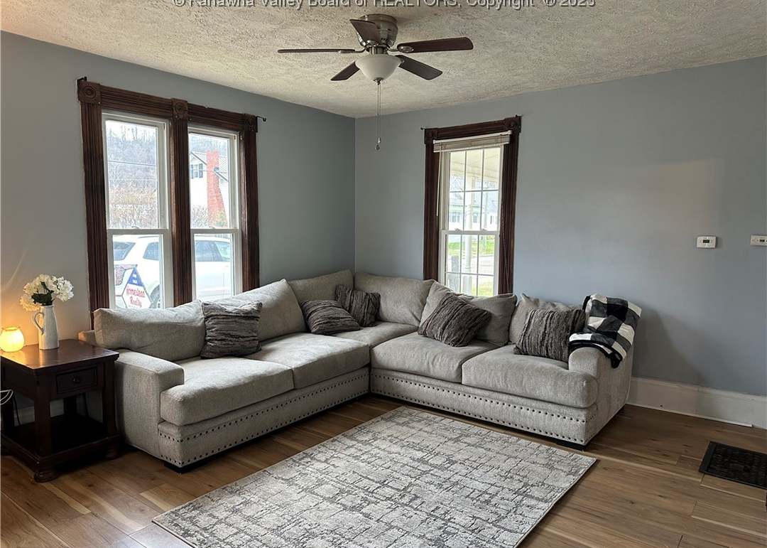 116 Main St, New Haven, WV 25265