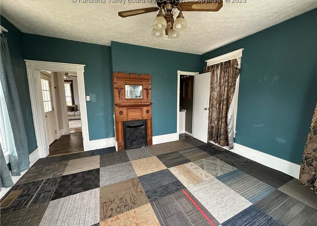 116 Main St, New Haven, WV 25265