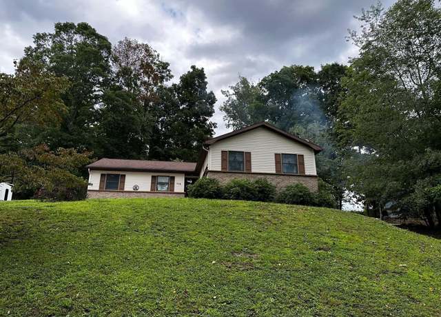 Property at 112 Edgewood, Belington, WV 26250, 3 beds, 2 baths