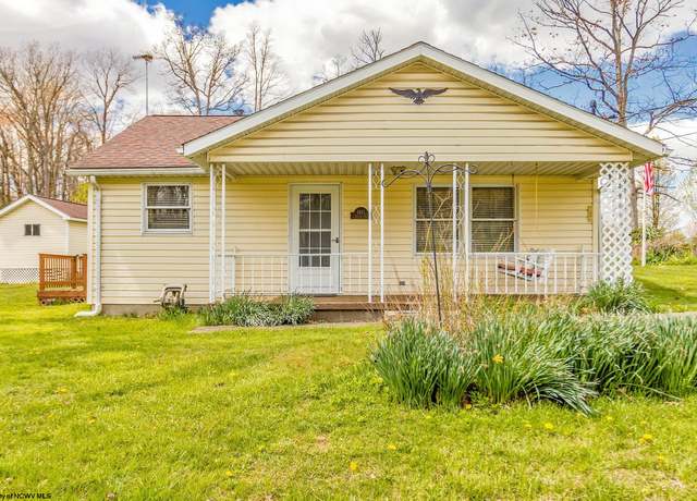 Property at 1461 Goshen Rd, Morgantown, WV 26508, 2 beds, 1 bath