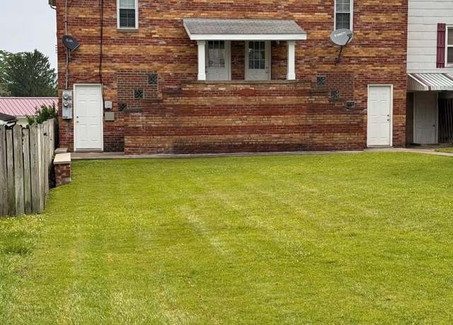 Property at 106 W Woodland Ave, Clarksburg, WV 26301, 5 beds, 2 baths