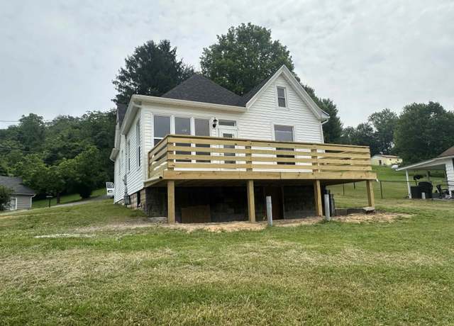 Property at 1204 Boulevard, Fairmont, WV 26554, 2 beds, 1 bath
