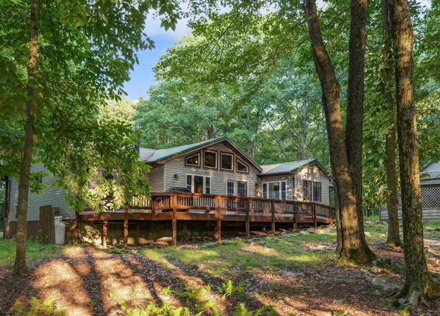 Property at 1471 E Alpine Dr, Terra Alta, WV 26764, 3 beds, 2 baths