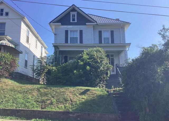 Property at 515 Duff Ave, Clarksburg, WV 26301, 3 beds, 2 baths