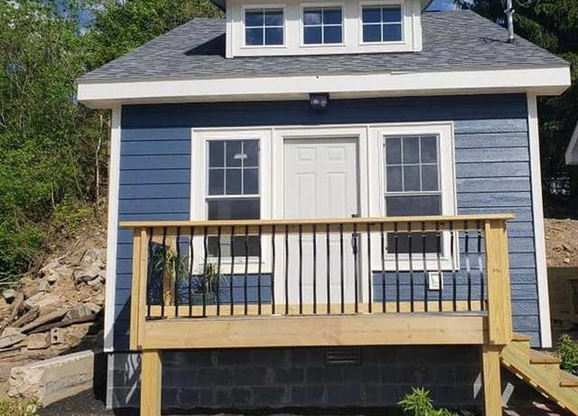 Property at 136 Spruce St, Thomas, WV 26292, 1 bed, 1 bath
