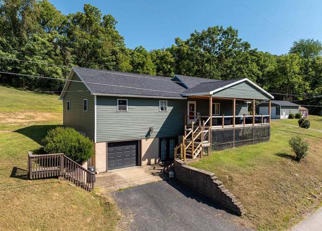 Property at 687 Cobun Crk, Morgantown, WV 26508, 3 beds, 3 baths
