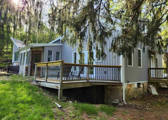 Property at 240 Easton Hl, Morgantown, WV 26505, 2 beds, 1 bath