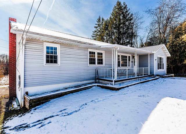 Property at 424 E Main St, Kingwood, WV 26537, 3 beds, 2 baths