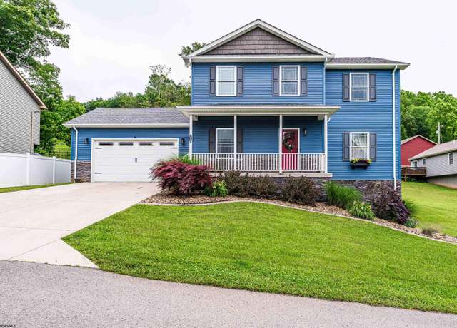 Property at 1969 Barbara St, Fairmont, WV 26554, 4 beds, 2.5 baths