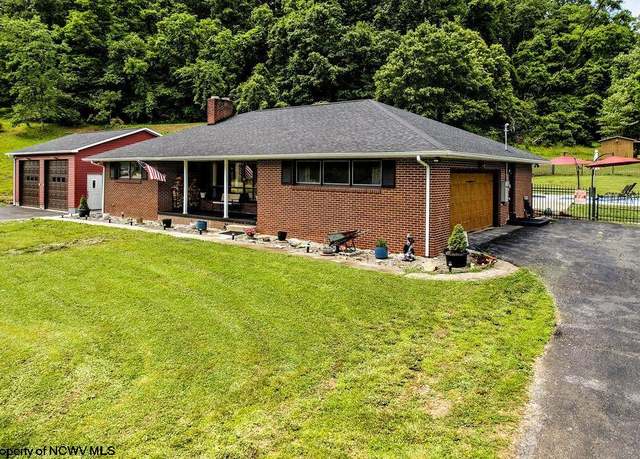 Property at 2229 Sun Vly, Clarksburg, WV 26301, 3 beds, 2 baths