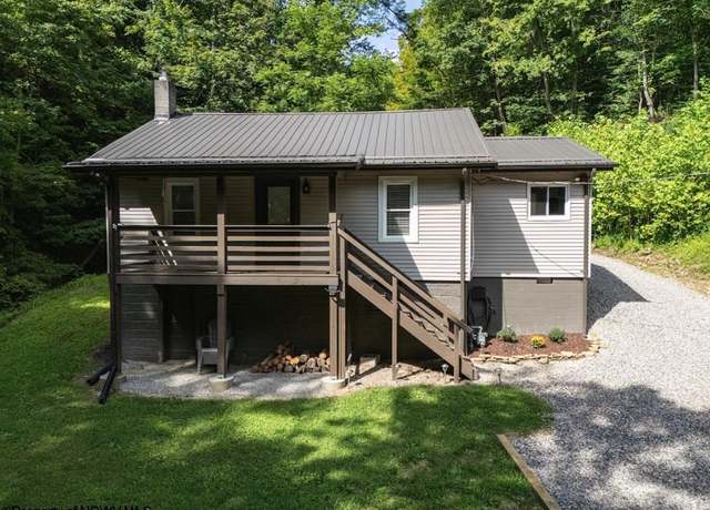 Property at 699 Dallas Pike, Valley Grove, WV 26059, 3 beds, 1 bath