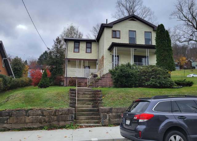 Property at 330 Walnut St, Grafton, WV 26354, 3 beds, 1.5 baths