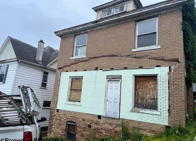 Property at 603 7th St, Fairmont, WV 26554, 4 beds, 1.5 baths