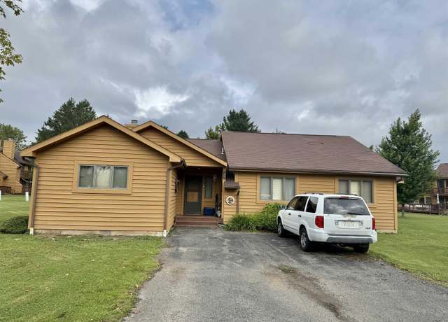 Property at 37 Village Ct, Davis, WV 26260, 3 beds, 2 baths