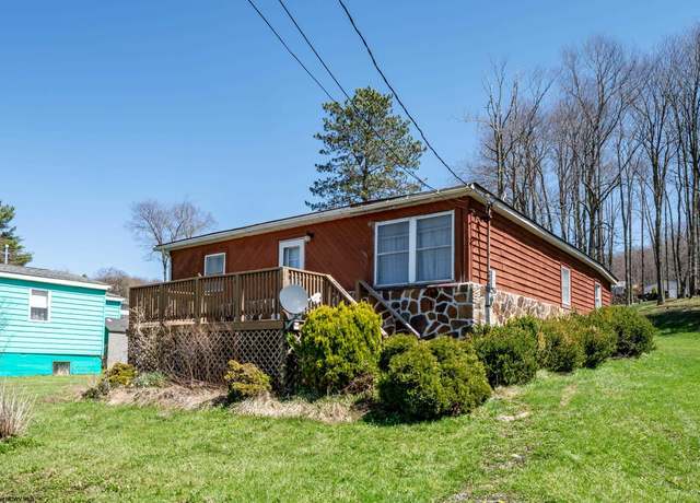Property at 330 Buxton St, Thomas, WV 26292, 3 beds, 1 bath